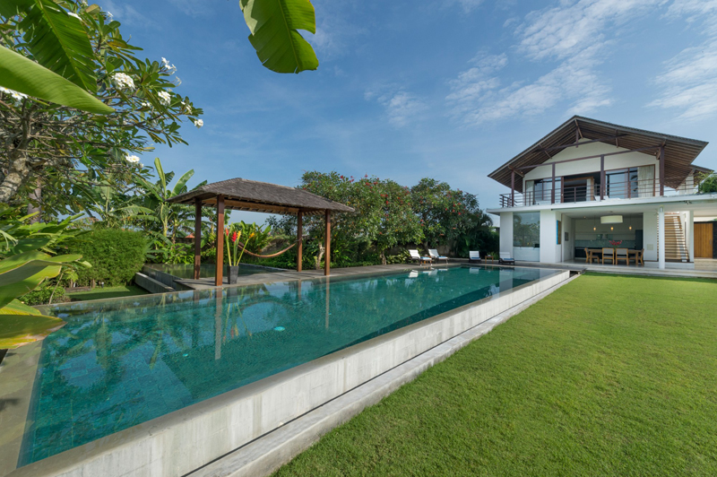 Luxury 4 Bedroom Villa Canggu Kavya Pool 1 Luxury Villas Bali